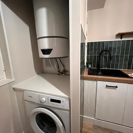 New, T2 Neuf Proche Parlement Apartment *