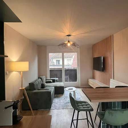 New, T2 Neuf Proche Parlement Appartement Straatsburg