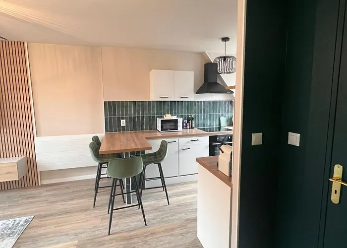 New, T2 Neuf Proche Parlement