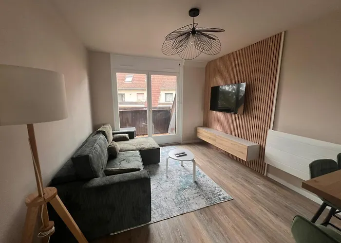 New, T2 Neuf Proche Parlement