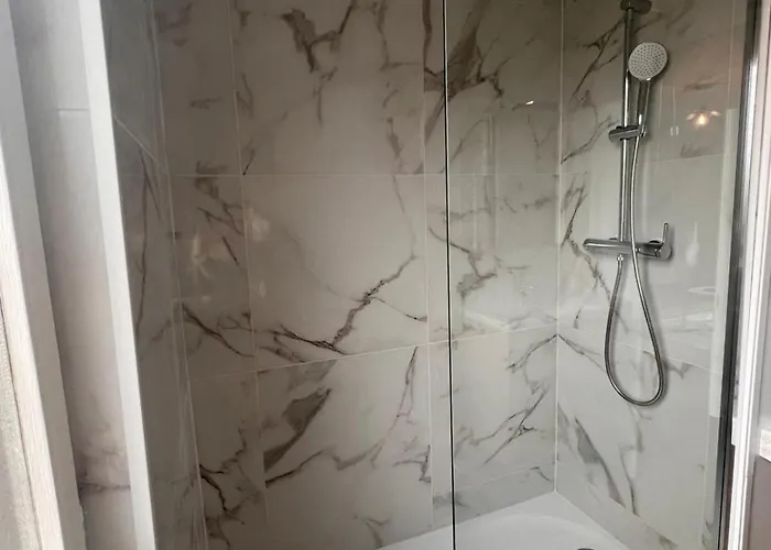 New, T2 Neuf Proche Parlement Straatsburg