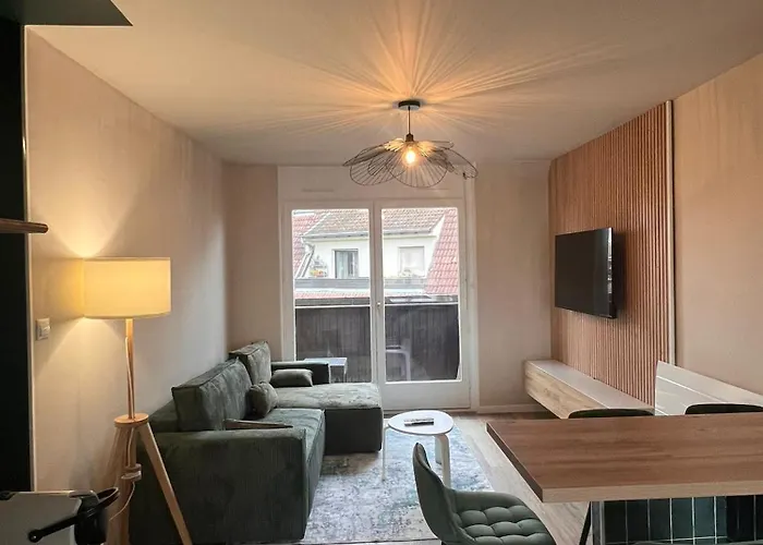 New, T2 Neuf Proche Parlement Appartement Straatsburg