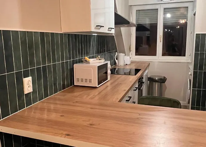 New, T2 Neuf Proche Parlement Appartement Straatsburg